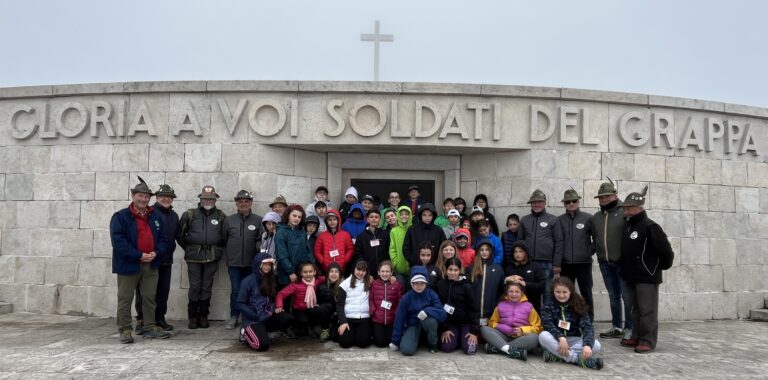 Piccoli Passi sul Sentiero della Memoria: gli Alpini e i Bambini al Sacrario di Cima Grappa